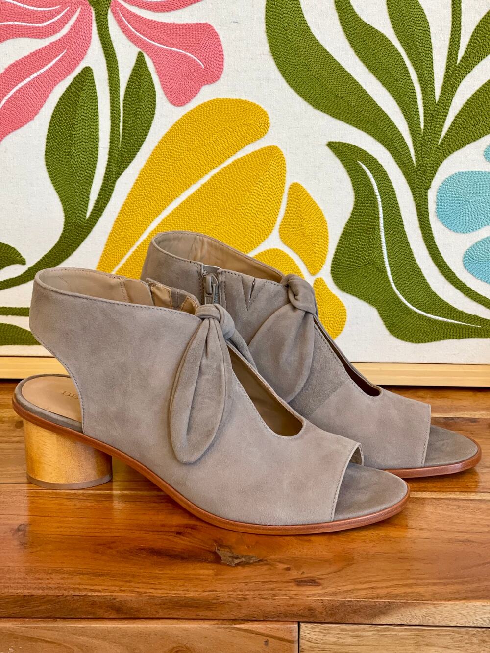 Bernardo Luna Gray Block Heels Size 9.5 NIB